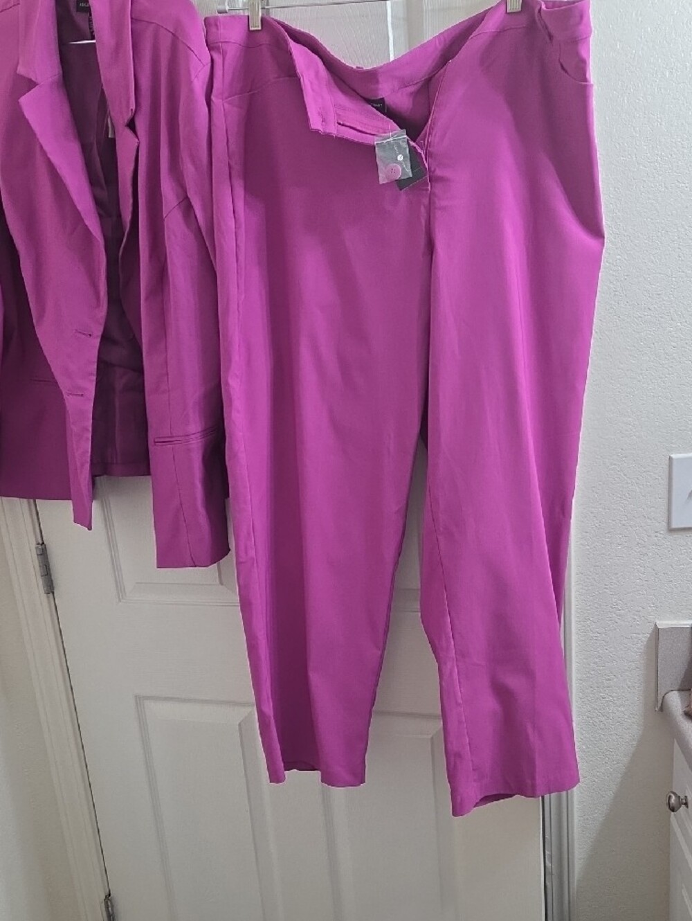 Vivid Violet Women's Blazer and Pants Suit - Picture 4 of 8